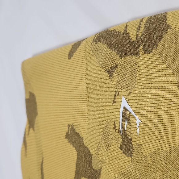 Gymshark Women's High waistline Leggings Multi Sizes Camo Yellow/Brown - Picture 3 of 9